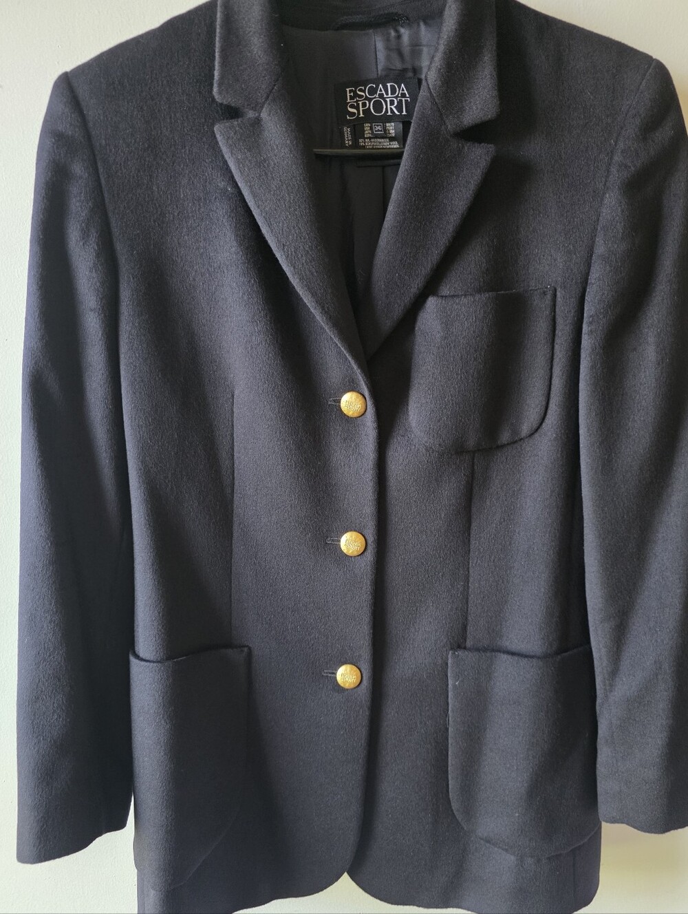 Escada Sport Black Virgin Wool Gold Button Blazer Jacket Size 6 Angora